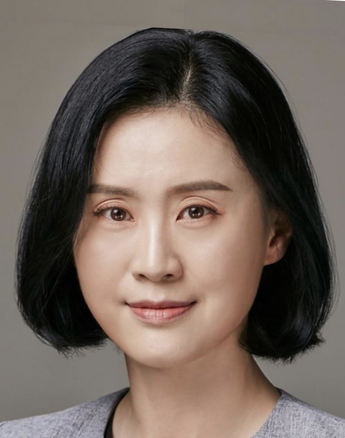 Jun Eun Mi