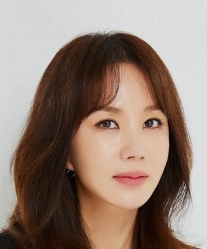 Uhm Jung Hwa